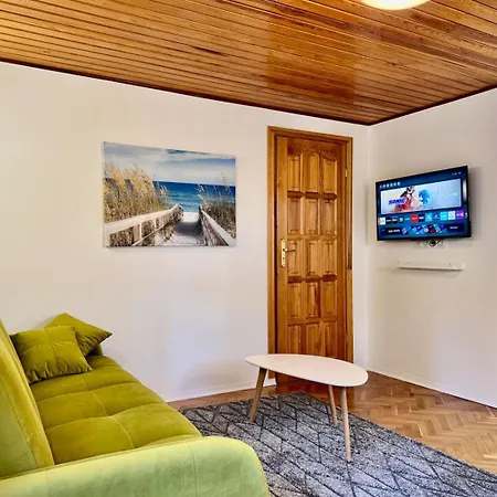 Homestay Kaszubska 8 *